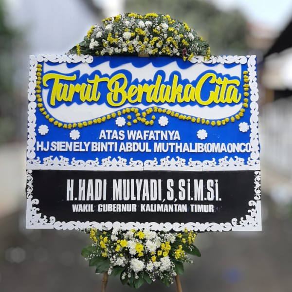 Karangan Bunga Duka  di Pedurungan